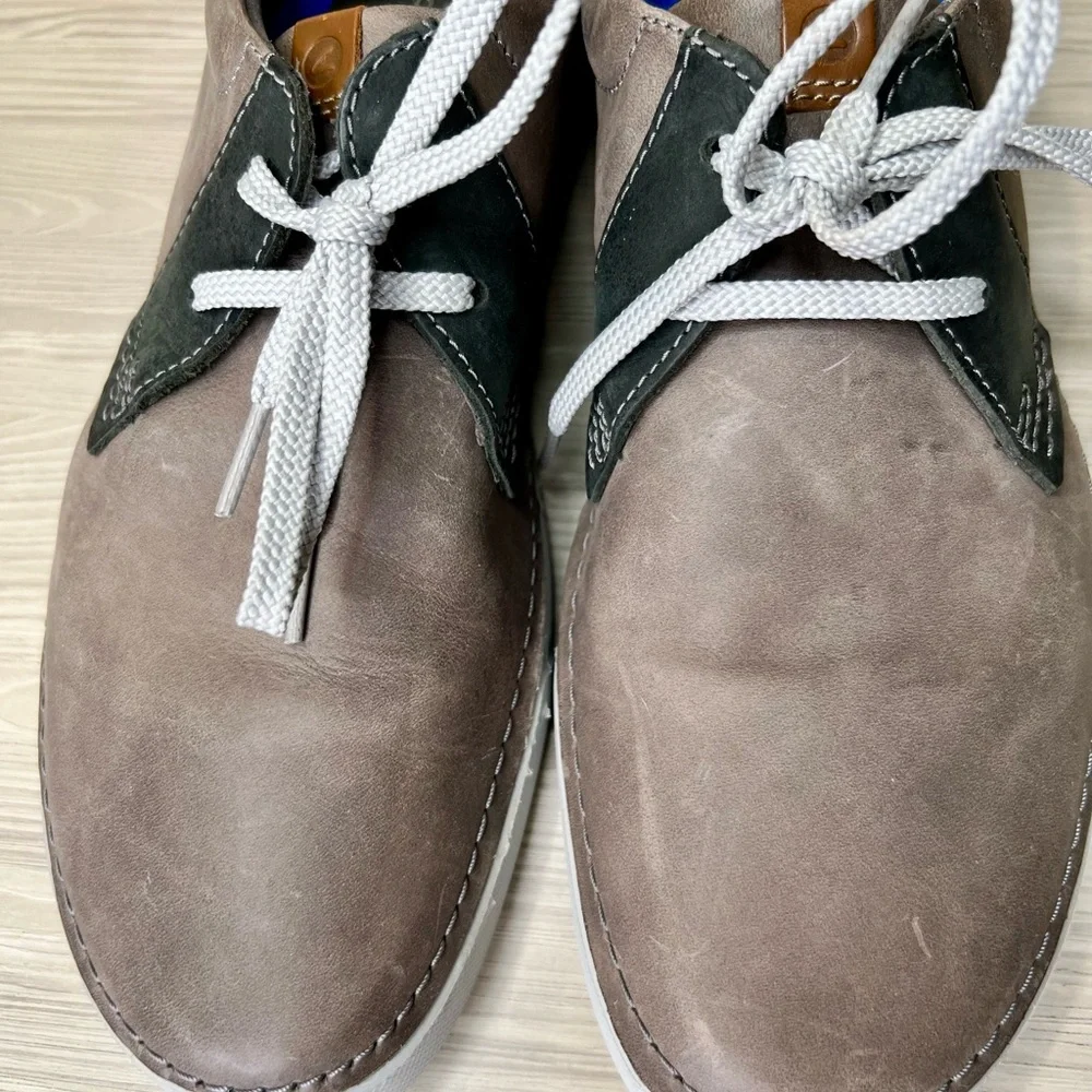 Clarks Brown and Green‎ Leather Loafers